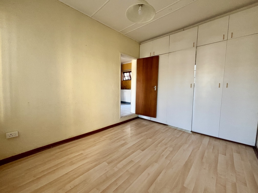 To Let 1 Bedroom Property for Rent in Vredekloof Western Cape